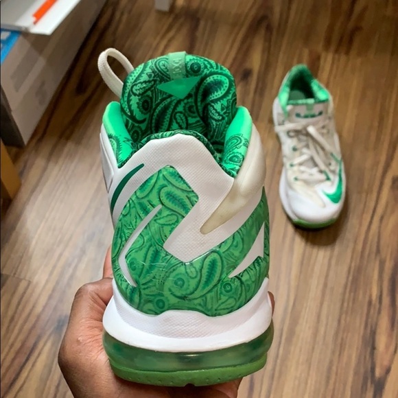 Nike Air Max Lebron 11 Low Easter 2014 Men main image 9
